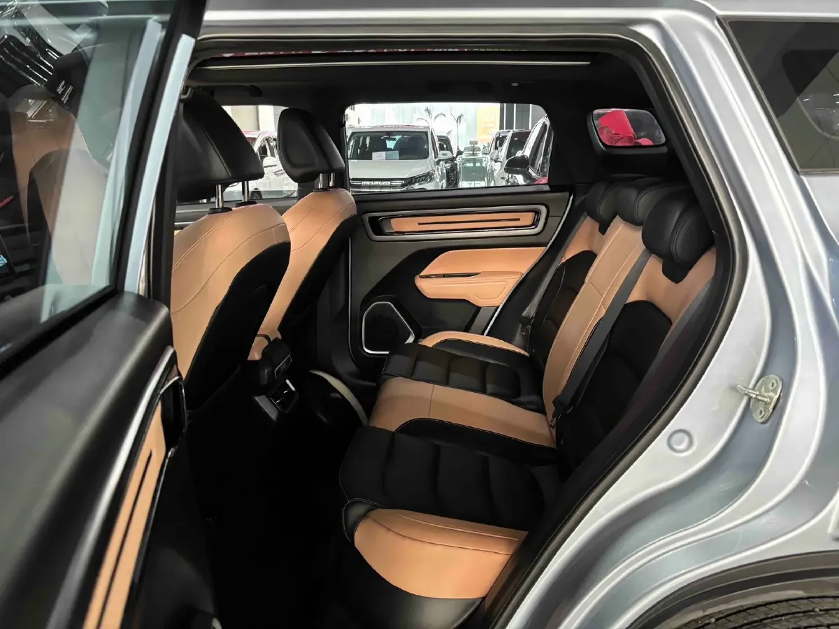 2023 Geely ICON 1.5T 181HP L4 7DCT,autocango,china used car exporter,china ev exporter,chinese used car exporter,chinese used ev exporter