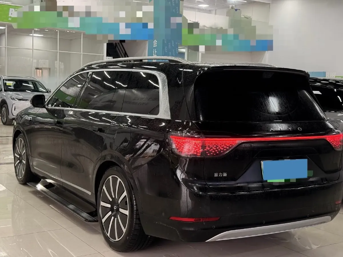 2025 AITO AITO M9 REEV 160HP REEV 52KWH,autocango,china used car exporter,china ev exporter,chinese used car exporter,chinese used ev exporter