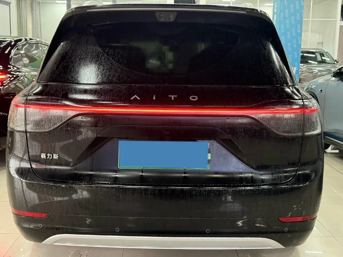 2025 AITO AITO M9 REEV 160HP REEV 52KWH,autocango,china used car exporter,china ev exporter,chinese used car exporter,chinese used ev exporter