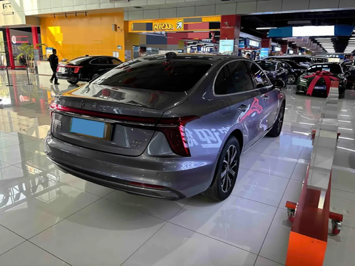 2025 HongQi H5 1.5T 150HP L4 1DHT PHEV,autocango,china used car exporter,china ev exporter,chinese used car exporter,chinese used ev exporter