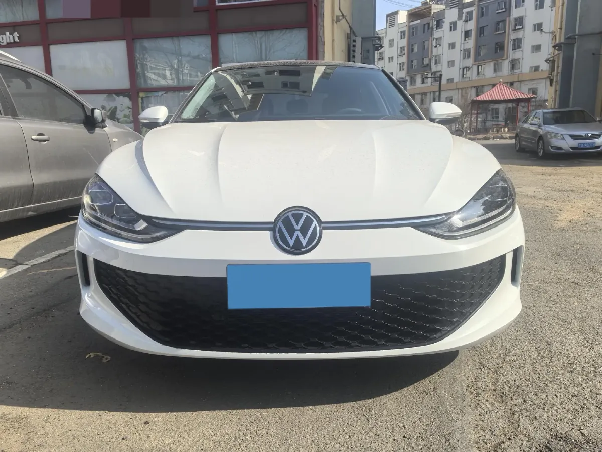 2024 Volkswagen Lamando 1.2T 116HP L4 7DCT,autocango,china used car exporter,china ev exporter,chinese used car exporter,chinese used ev exporter
