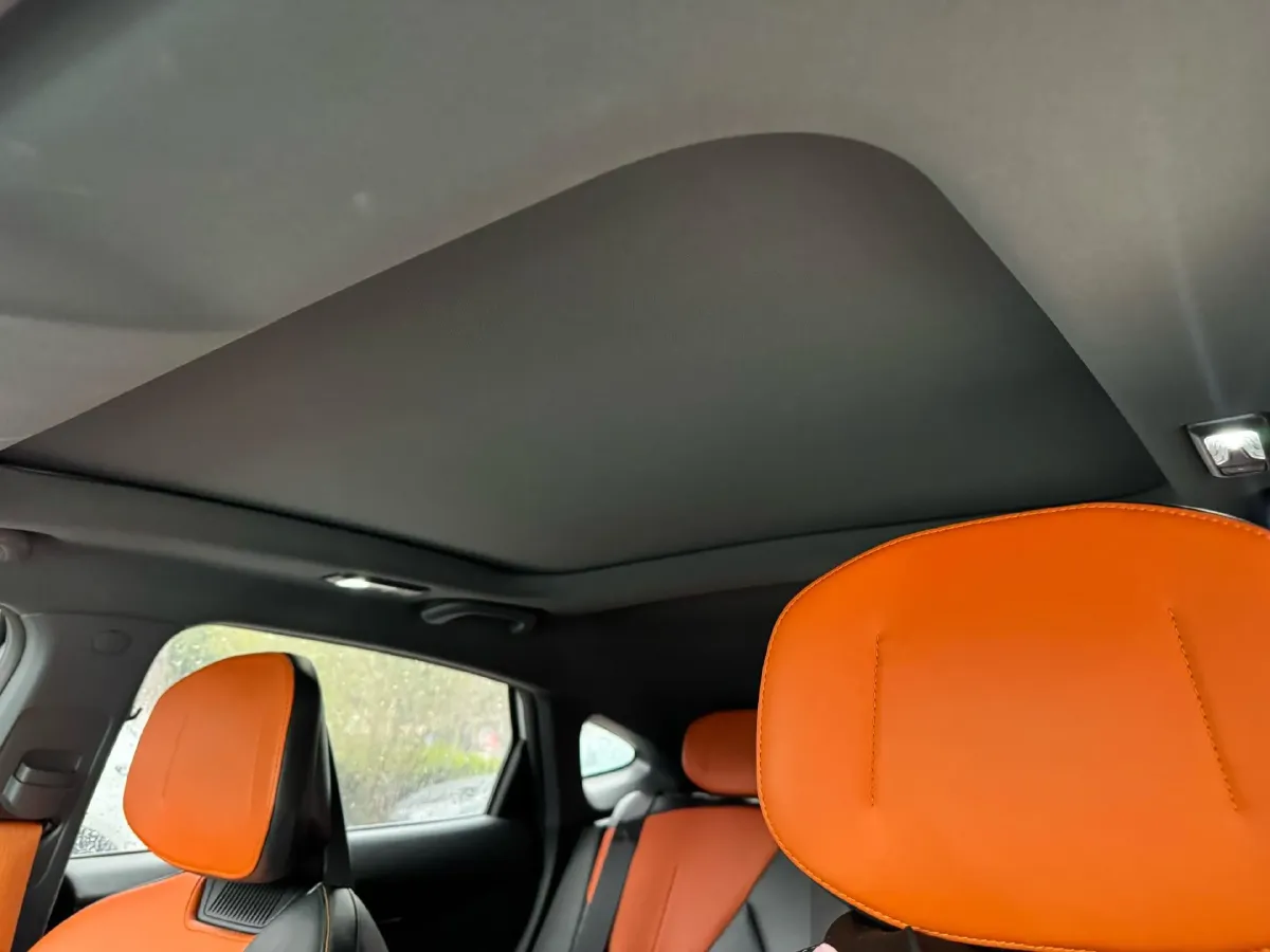 2022 ChangAn UNI-V 1.5T 188HP L4 7DCT,autocango,china used car exporter,china ev exporter,chinese used car exporter,chinese used ev exporter