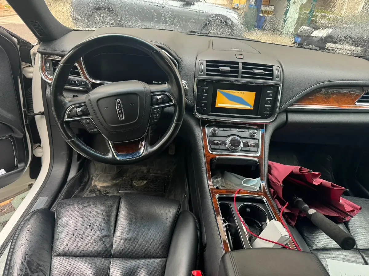 2017 Lincoln Continental 2.0T 261HP L4 6AT,autocango,china used car exporter,china ev exporter,chinese used car exporter,chinese used ev exporter