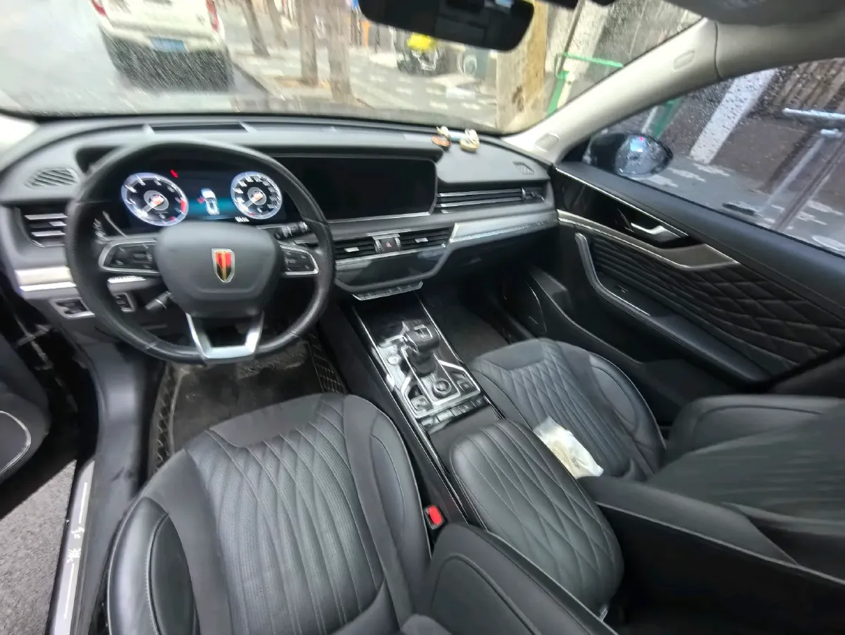 2022 HongQi HS5 2.0T 224HP L4 6AT,autocango,china used car exporter,china ev exporter,chinese used car exporter,chinese used ev exporter