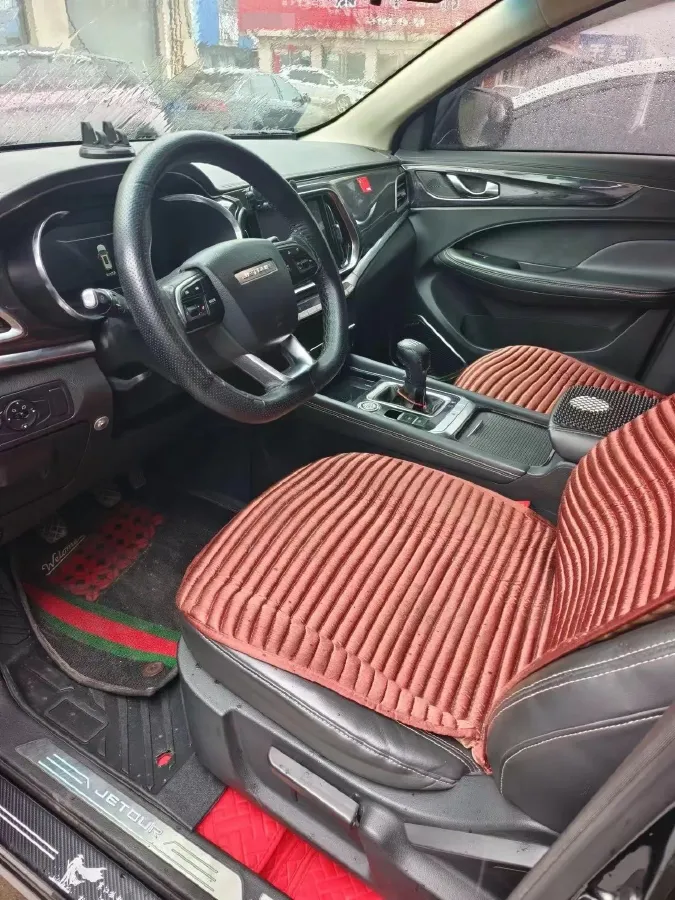 2019 Jetour X90 1.5T 156HP L4 6MT,autocango,china used car exporter,china ev exporter,chinese used car exporter,chinese used ev exporter