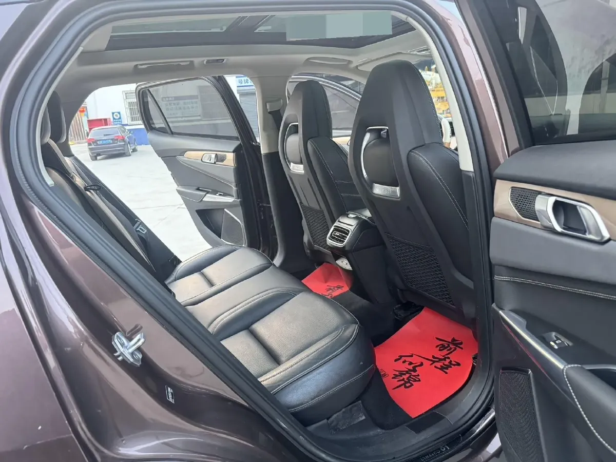 2018 Foton Tunland 2.0T 218HP L4 6AT,autocango,china used car exporter,china ev exporter,chinese used car exporter,chinese used ev exporter