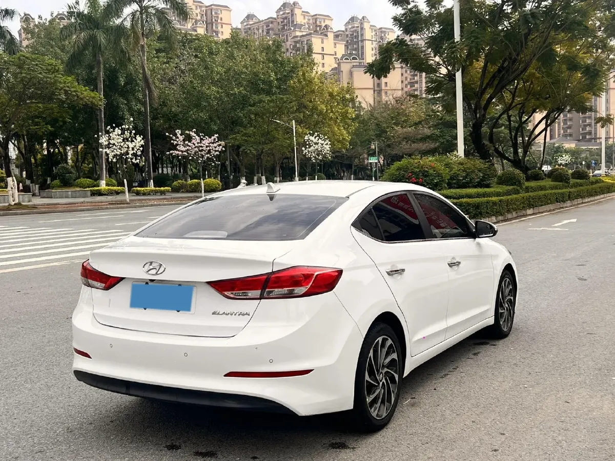 2019 Hyundai Elantra 1.5L 115HP L4 CVT,autocango,china used car exporter,china ev exporter,chinese used car exporter,chinese used ev exporter
