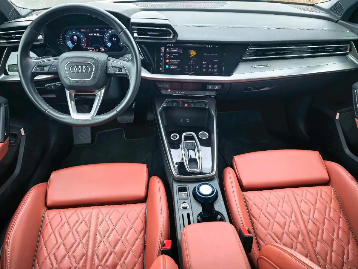 2025 Audi A3 1.5T 160HP L4 7DCT,autocango,china used car exporter,china ev exporter,chinese used car exporter,chinese used ev exporter