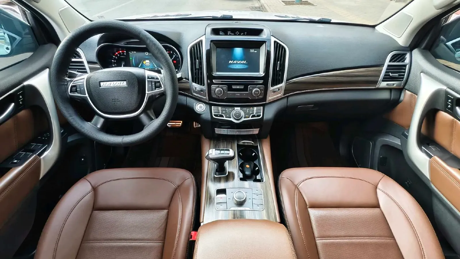 2017 Haval H9 2.0T 252HP L4 8AT,autocango,china used car exporter,china ev exporter,chinese used car exporter,chinese used ev exporter