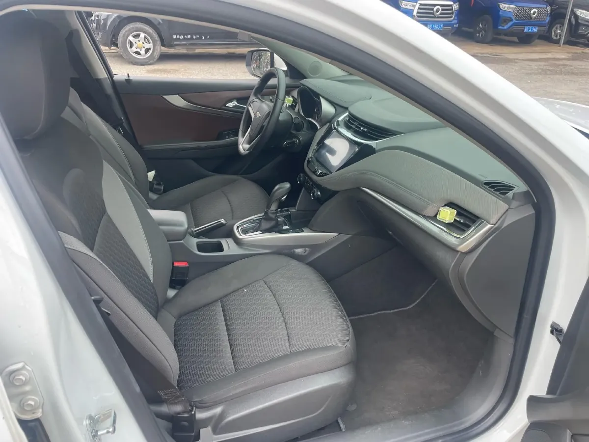 2018 Chevrolet Malibu 1.5T 170HP L4 6AT,autocango,china used car exporter,china ev exporter,chinese used car exporter,chinese used ev exporter