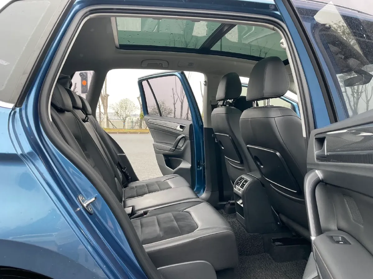 2018 Volkswagen Golf Sportsvan 1.4T 150HP L4 7DCT,autocango,china used car exporter,china ev exporter,chinese used car exporter,chinese used ev exporter