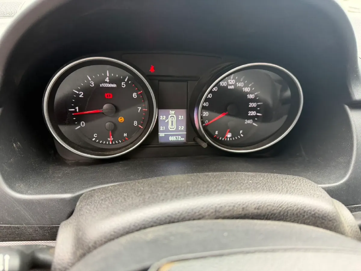 2019 Haval M6 1.5T 150HP L4 6MT,autocango,china used car exporter,china ev exporter,chinese used car exporter,chinese used ev exporter