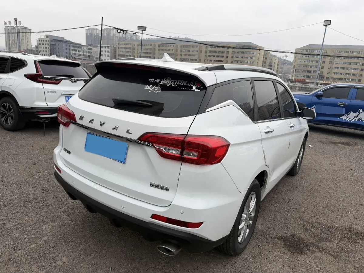 2019 Haval M6 1.5T 150HP L4 6MT,autocango,china used car exporter,china ev exporter,chinese used car exporter,chinese used ev exporter