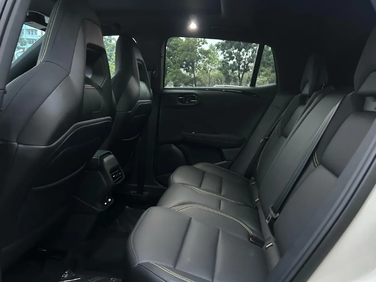 2025 LYNK&CO 06 1.5T 181HP L4 7DCT,autocango,china used car exporter,china ev exporter,chinese used car exporter,chinese used ev exporter