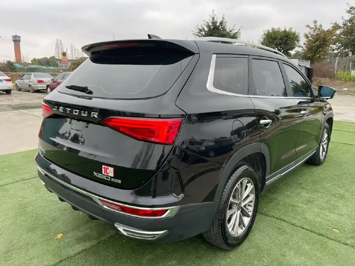 2020 Jetour X90 1.5T 156HP L4 6MT,autocango,china used car exporter,china ev exporter,chinese used car exporter,chinese used ev exporter