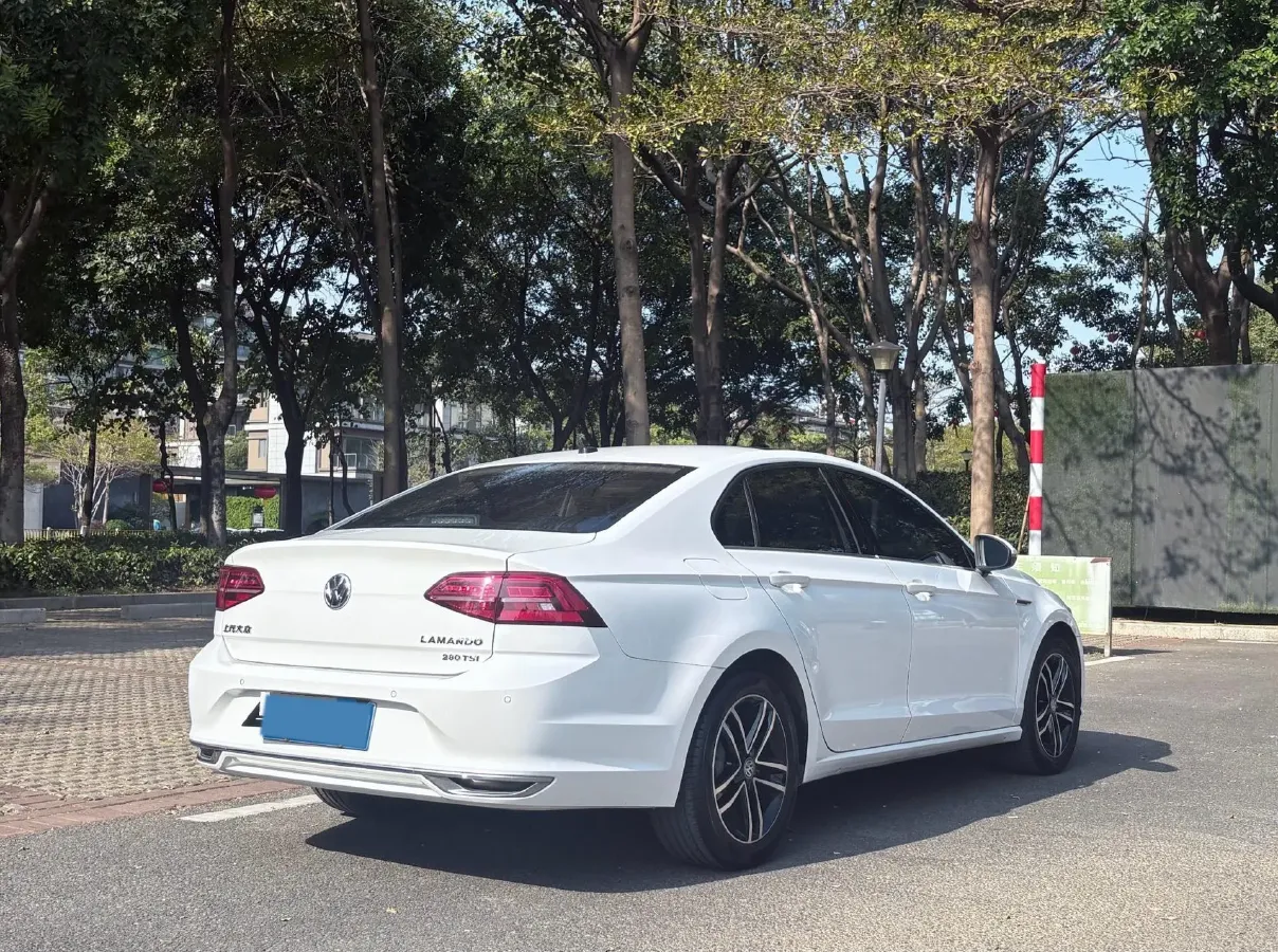 2019 Volkswagen Passat 1.4T 150HP L4 7DCT,autocango,china used car exporter,china ev exporter,chinese used car exporter,chinese used ev exporter