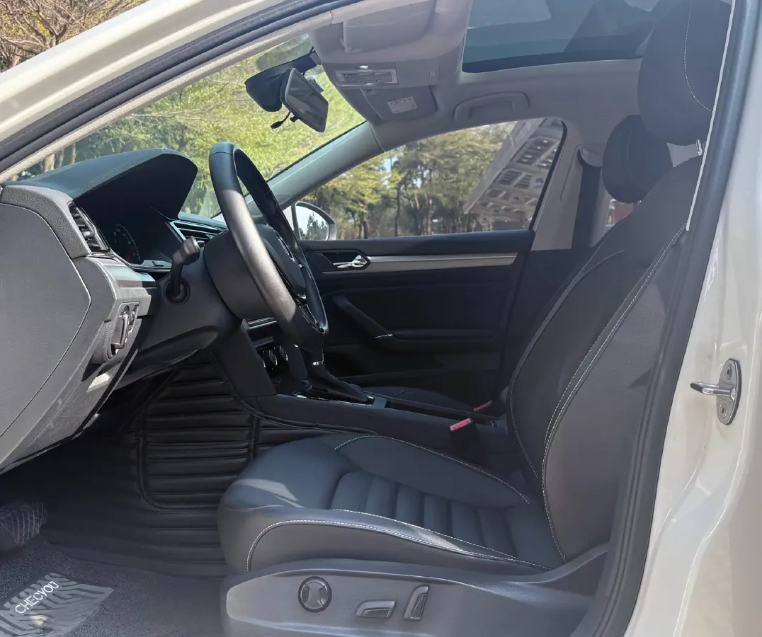 2019 Volkswagen Passat 1.4T 150HP L4 7DCT,autocango,china used car exporter,china ev exporter,chinese used car exporter,chinese used ev exporter