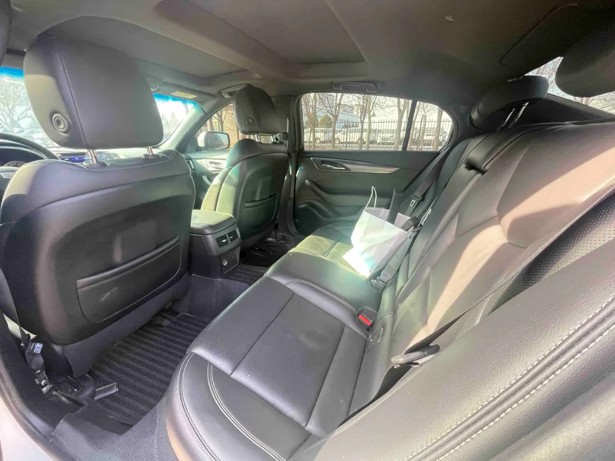 2022 Cadillac CT5 2.0T 237HP L4 10AT,autocango,china used car exporter,china ev exporter,chinese used car exporter,chinese used ev exporter