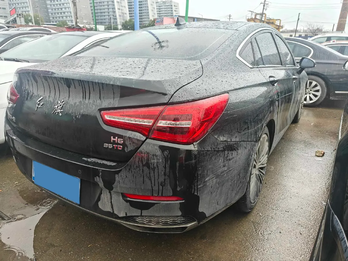 2020 HongQi H5 1.8T 197HP L4 6AT,autocango,china used car exporter,china ev exporter,chinese used car exporter,chinese used ev exporter