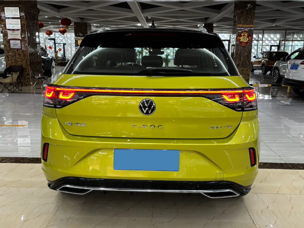 2023 Volkswagen T-Roc 1.5T 160HP L4 7DCT,autocango,china used car exporter,china ev exporter,chinese used car exporter,chinese used ev exporter