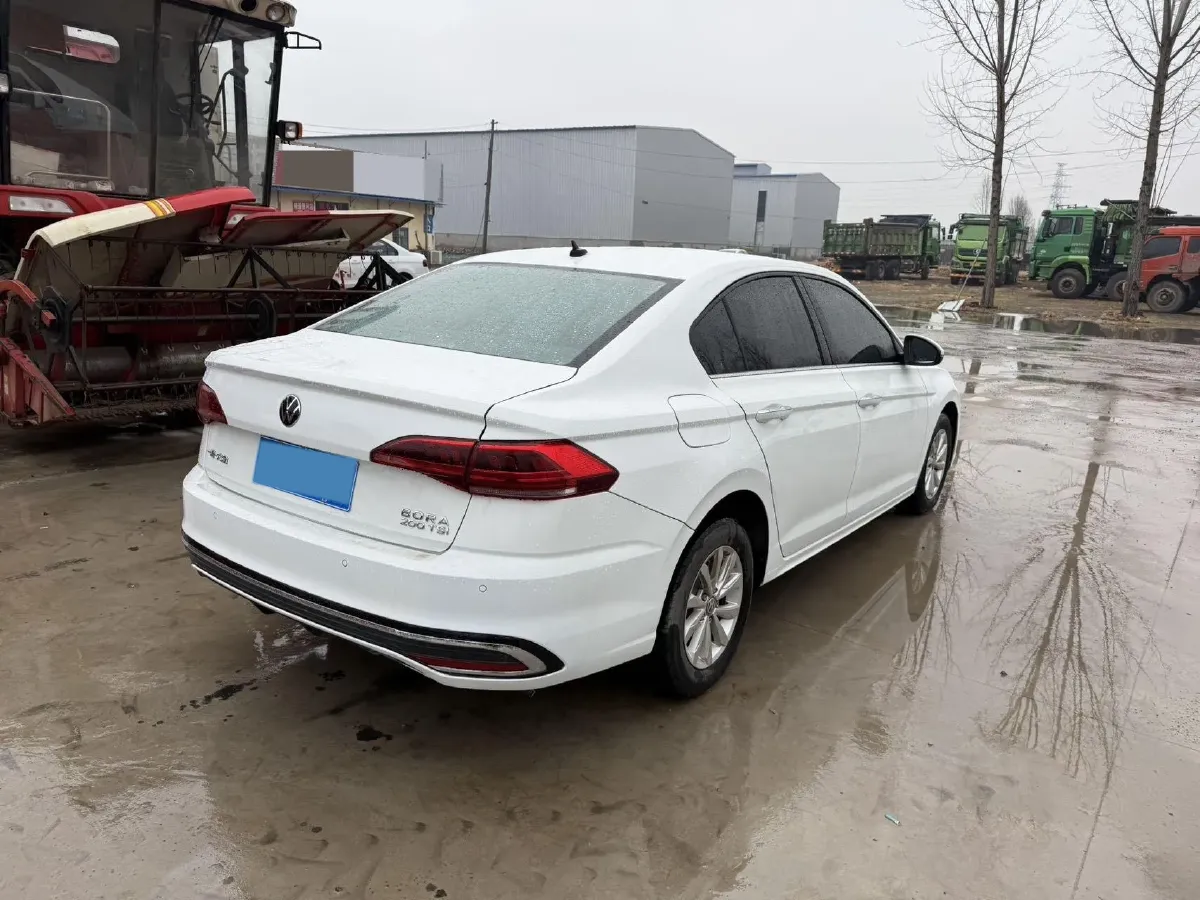 2023 Volkswagen Bora 1.2T 116HP L4 7DCT,autocango,china used car exporter,china ev exporter,chinese used car exporter,chinese used ev exporter