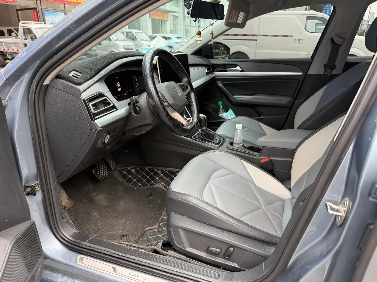 2023 Volkswagen Lavida 1.4T 150HP L4 7DCT,autocango,china used car exporter,china ev exporter,chinese used car exporter,chinese used ev exporter
