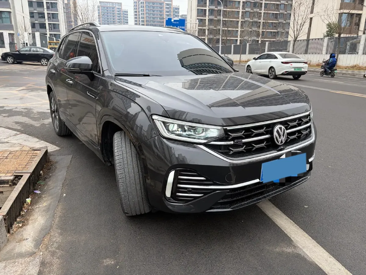 2024 Volkswagen Tayron 2.0T 220HP L4 7DCT,autocango,china used car exporter,china ev exporter,chinese used car exporter,chinese used ev exporter