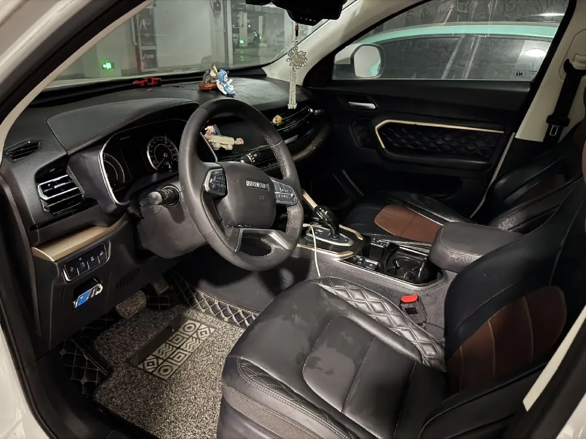 2021 Haval H6 1.5T 150HP L4 7DCT,autocango,china used car exporter,china ev exporter,chinese used car exporter,chinese used ev exporter