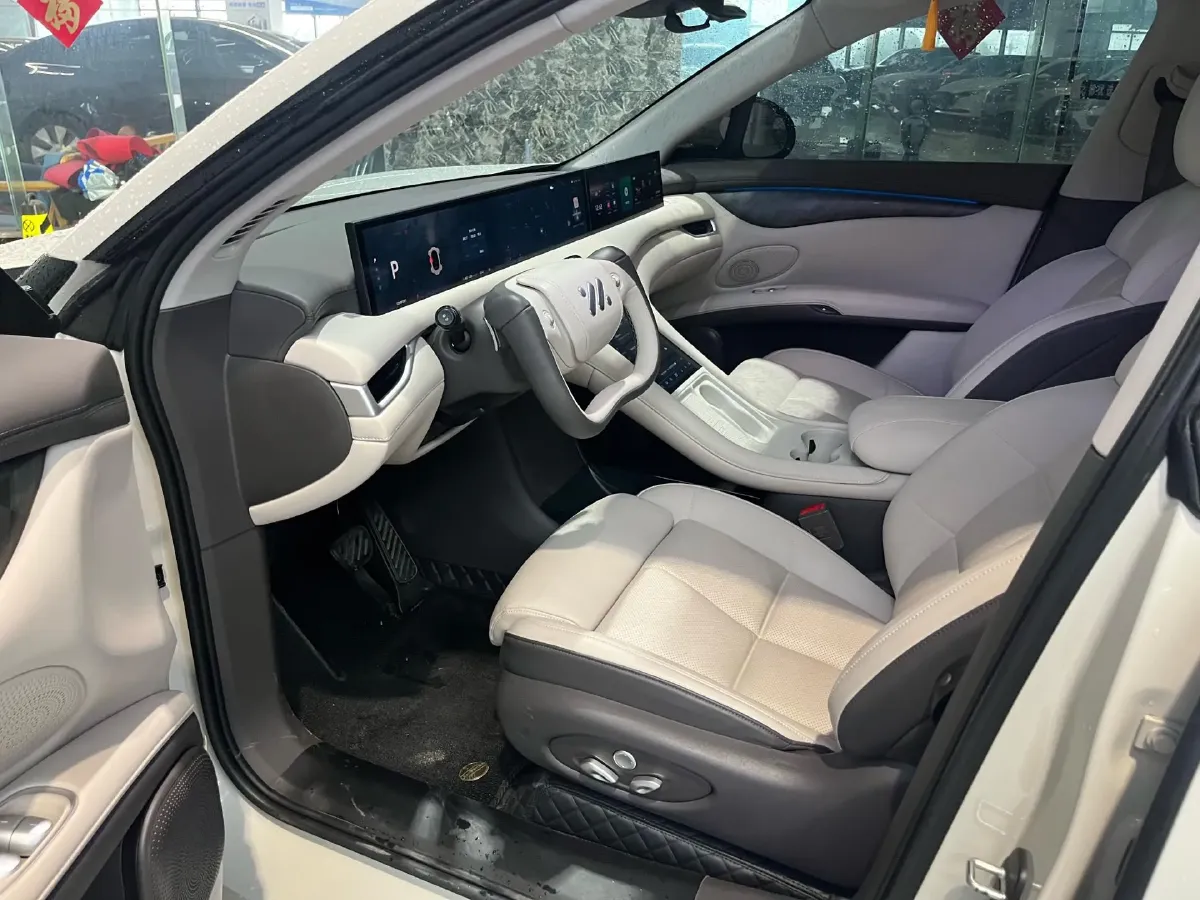 2023 IM LS6 BEV 71KWH,autocango,china used car exporter,china ev exporter,chinese used car exporter,chinese used ev exporter