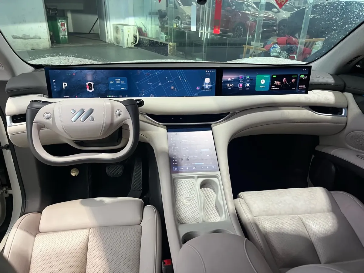 2023 IM LS6 BEV 71KWH,autocango,china used car exporter,china ev exporter,chinese used car exporter,chinese used ev exporter