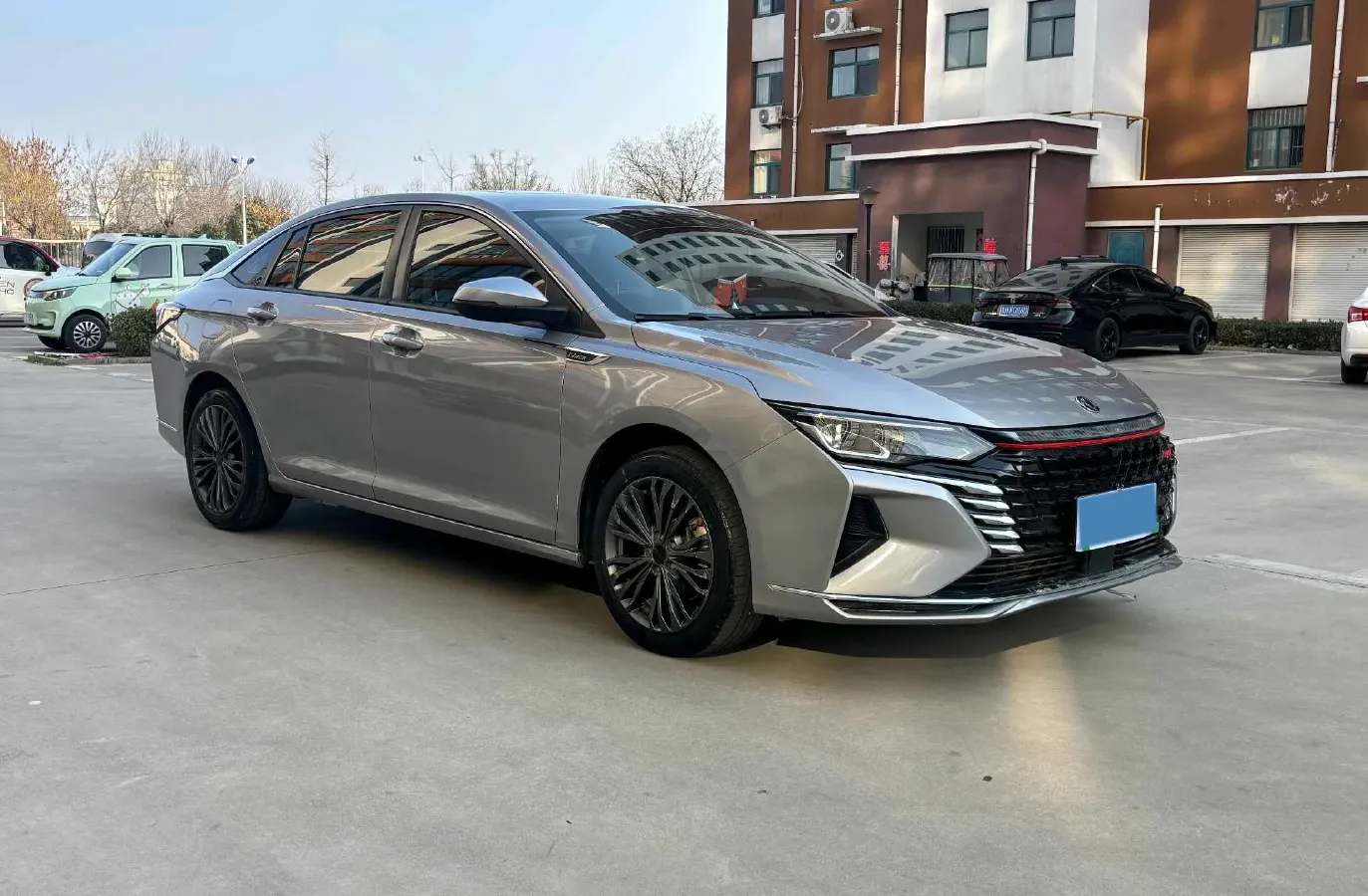 2021 DongFeng Aeolus YiXuan MAX 1.5T 190HP L4 7DCT,autocango,china used car exporter,china ev exporter,chinese used car exporter,chinese used ev exporter