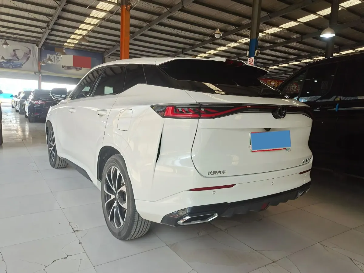 2024 ChangAn UNI-Z 1.5L 98HP L4 E-CVT PHEV 18.4KWH,autocango,china used car exporter,china ev exporter,chinese used car exporter,chinese used ev exporter