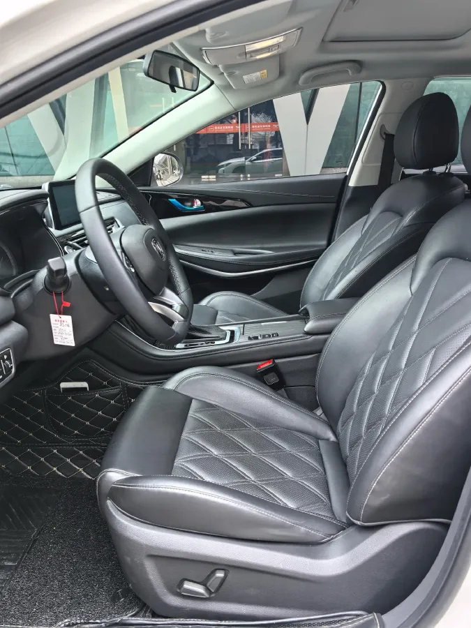 2022 ChangAn Raeton CC 1.5T 188HP L4 7DCT,autocango,china used car exporter,china ev exporter,chinese used car exporter,chinese used ev exporter