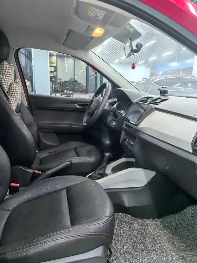 2017 Skoda Fabia 1.4L 90HP L4 6AT,autocango,china used car exporter,china ev exporter,chinese used car exporter,chinese used ev exporter