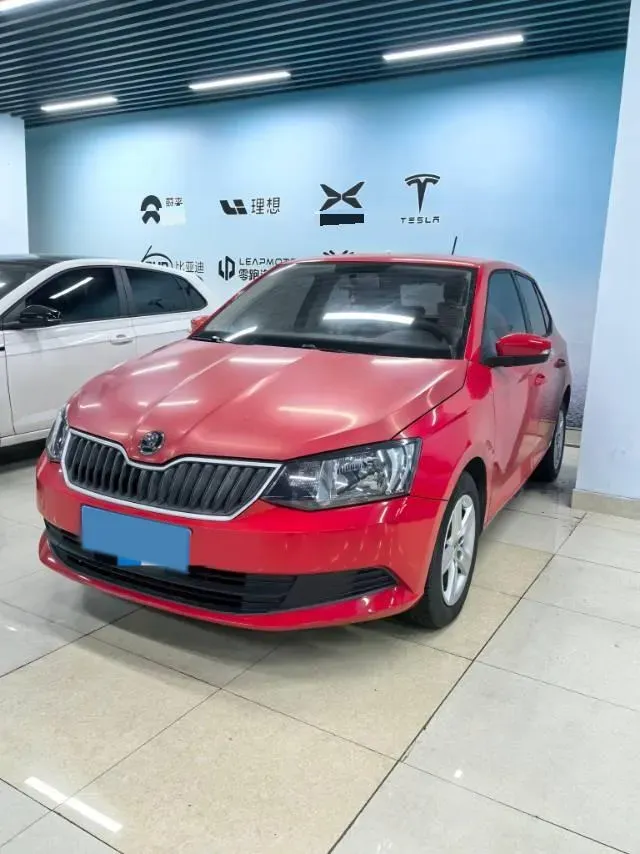 2017 Skoda Fabia 1.4L 90HP L4 6AT,autocango,china used car exporter,china ev exporter,chinese used car exporter,chinese used ev exporter