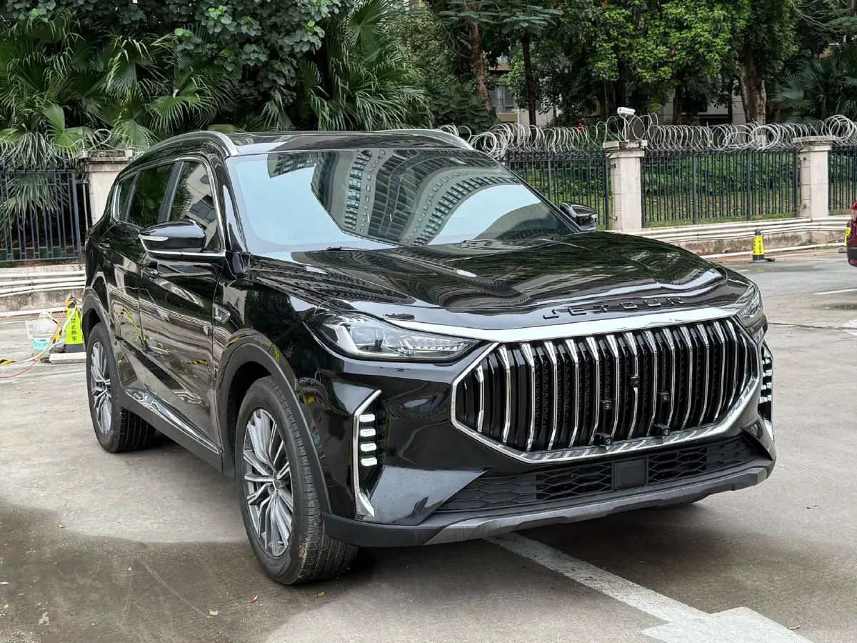 2025 Jetour X70 Plus 1.5T 156HP L4 6DCT,autocango,china used car exporter,china ev exporter,chinese used car exporter,chinese used ev exporter