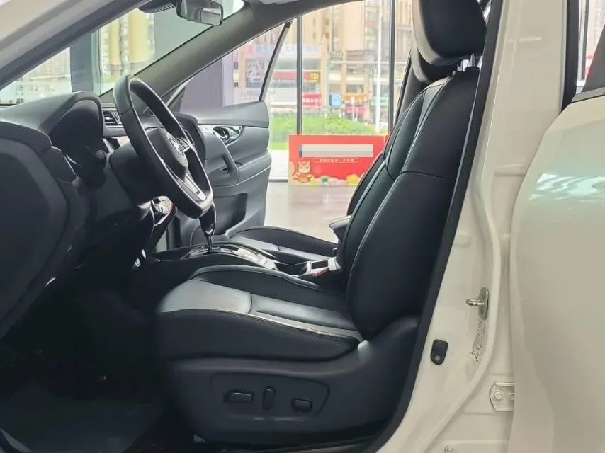 2020 Nissan X-Trail 2.0L 154HP L4 CVT,autocango,china used car exporter,china ev exporter,chinese used car exporter,chinese used ev exporter