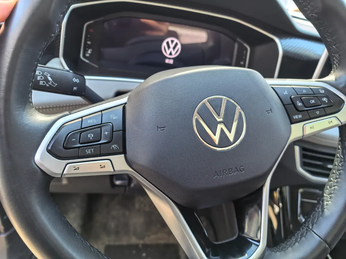 2023 Volkswagen Tayron 1.4T 150HP L4 7DCT,autocango,china used car exporter,china ev exporter,chinese used car exporter,chinese used ev exporter