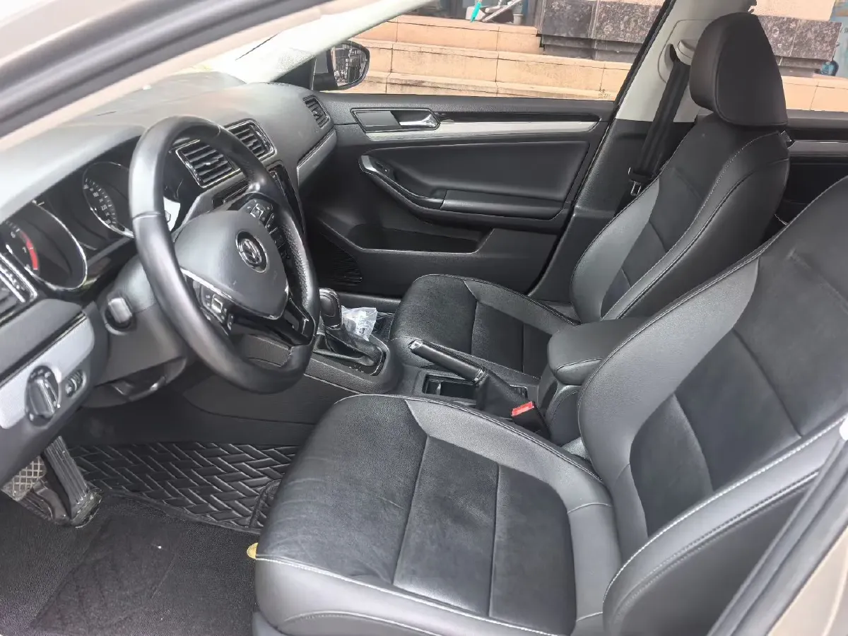 2018 Volkswagen Bora 1.4T 131HP L4 7DCT,autocango,china used car exporter,china ev exporter,chinese used car exporter,chinese used ev exporter