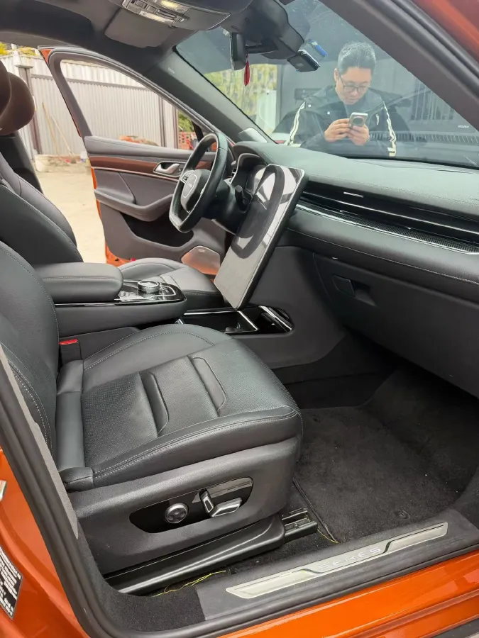 2020 SERES SF5 Range Extended 112HP REEV 35KWH,autocango,china used car exporter,china ev exporter,chinese used car exporter,chinese used ev exporter