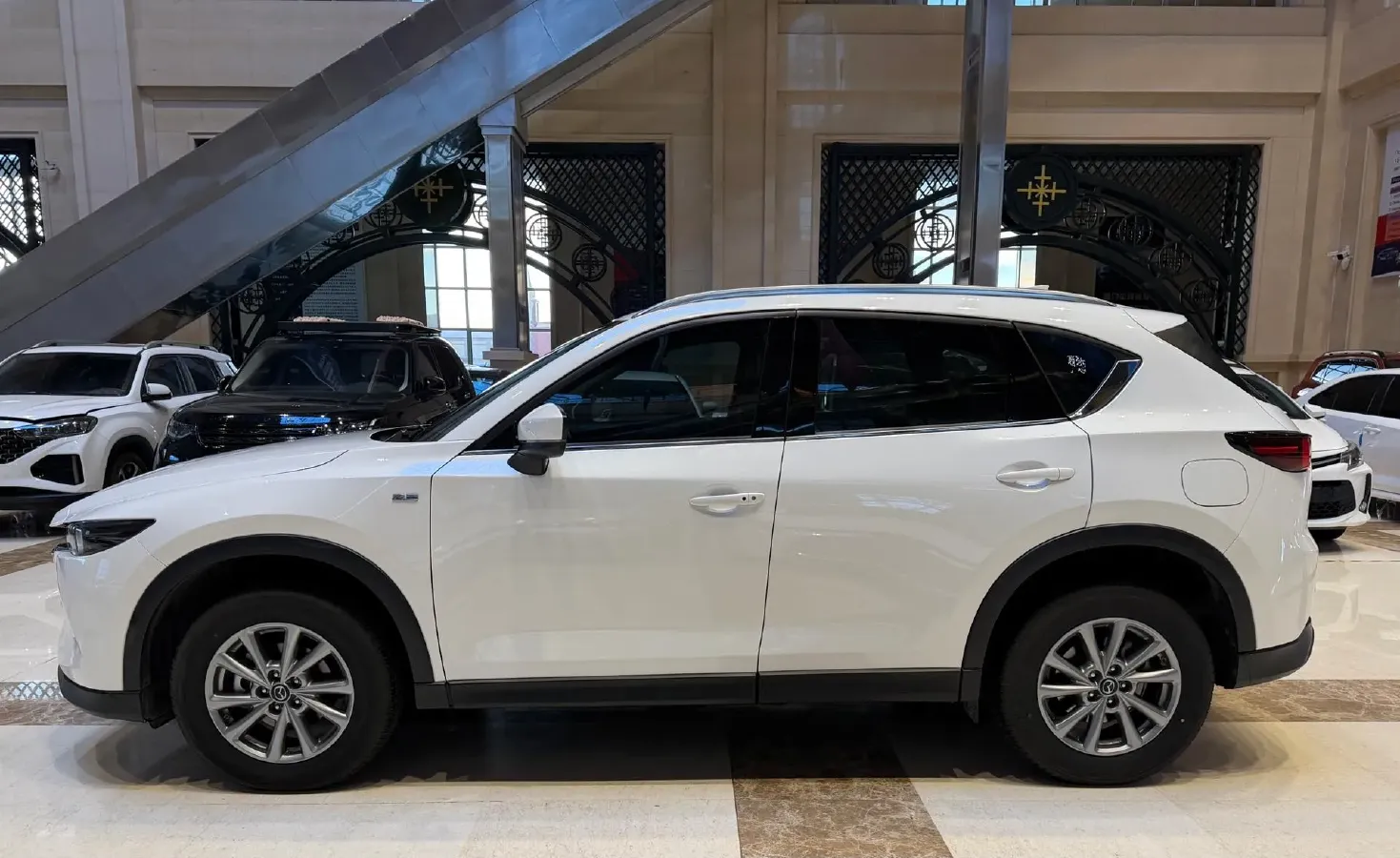 2022 MAXUS XinTu V90 2.0T 150HP L4 6AT,autocango,china used car exporter,china ev exporter,chinese used car exporter,chinese used ev exporter