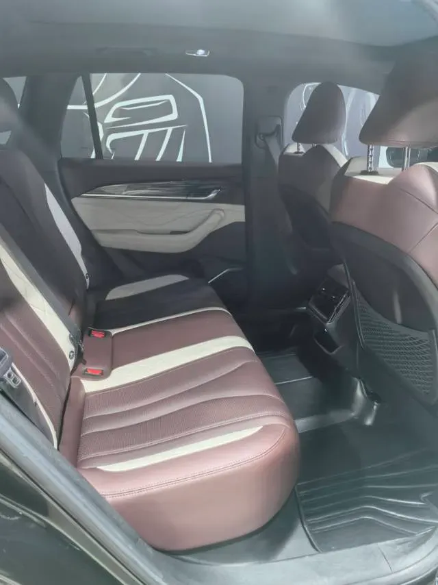 2021 Geely Monjaro 2.0T 218HP L4 7DCT,autocango,china used car exporter,china ev exporter,chinese used car exporter,chinese used ev exporter