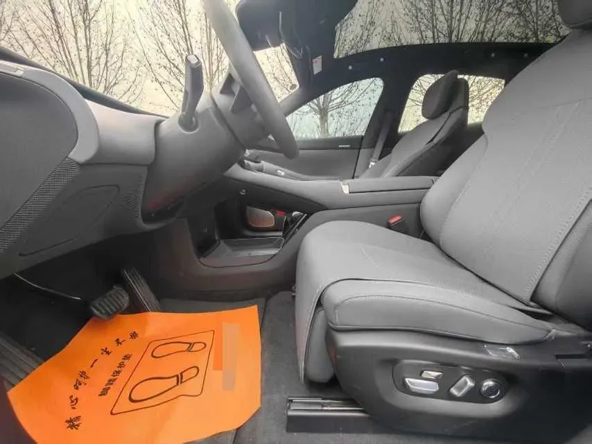 2025 MI YU7 BEV 96.3KWH,autocango,china used car exporter,china ev exporter,chinese used car exporter,chinese used ev exporter