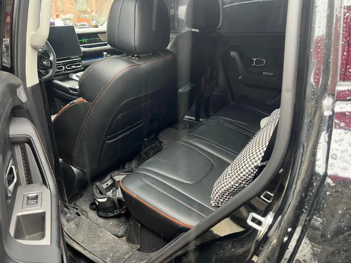 2025 Jetour Traveller 1.5T 184HP L4 7DCT,autocango,china used car exporter,china ev exporter,chinese used car exporter,chinese used ev exporter