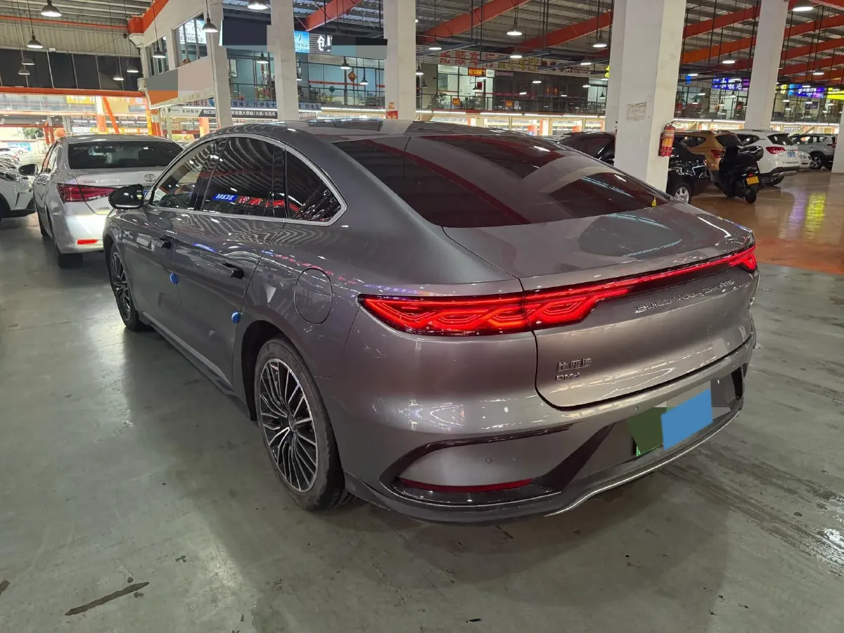 2022 Volkswagen Tiguan L 2.0T 186HP L4 7DCT,autocango,china used car exporter,china ev exporter,chinese used car exporter,chinese used ev exporter