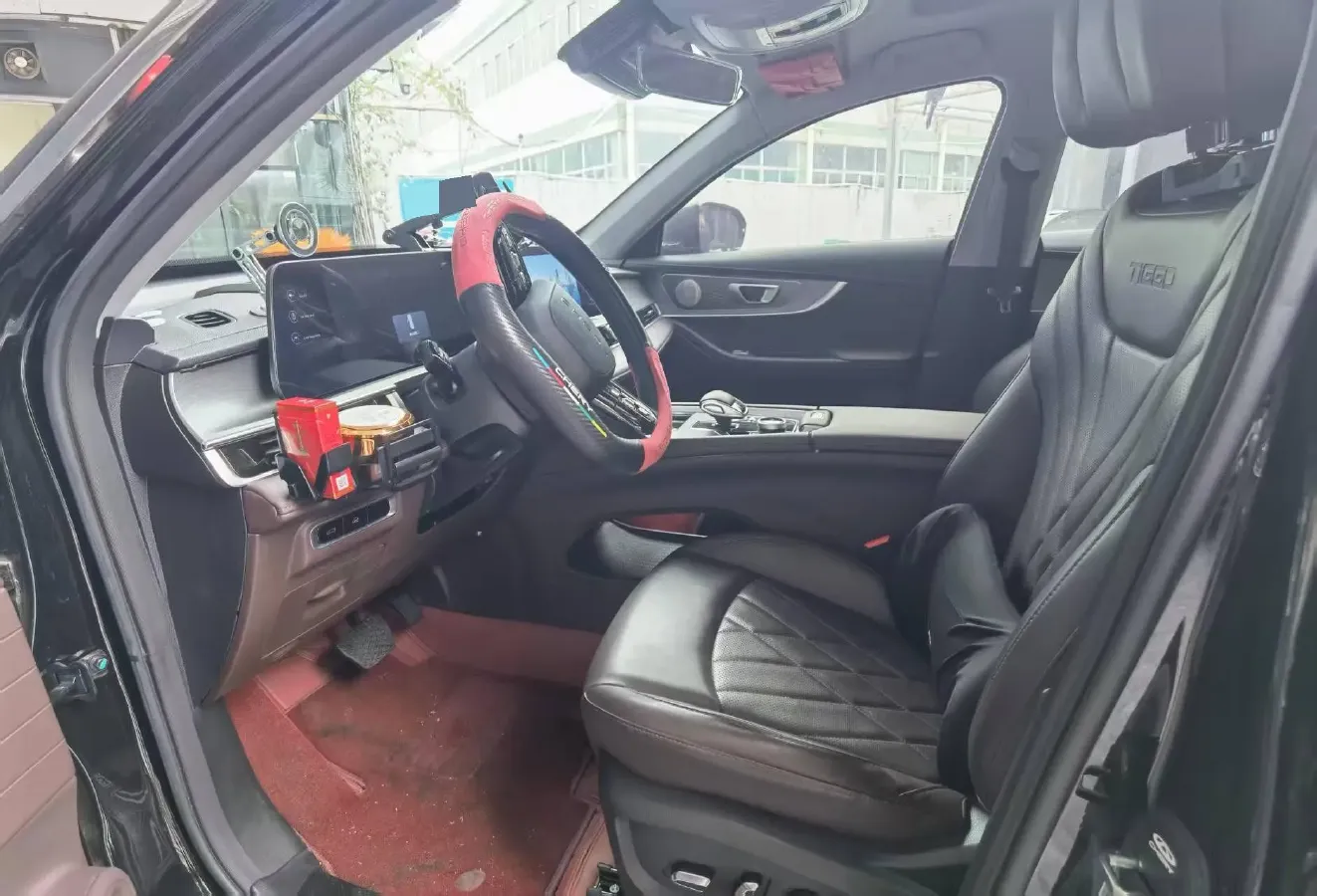 2024 Chery Tiggo 8 PRO 2.0T 254HP L4 7DCT,autocango,china used car exporter,china ev exporter,chinese used car exporter,chinese used ev exporter