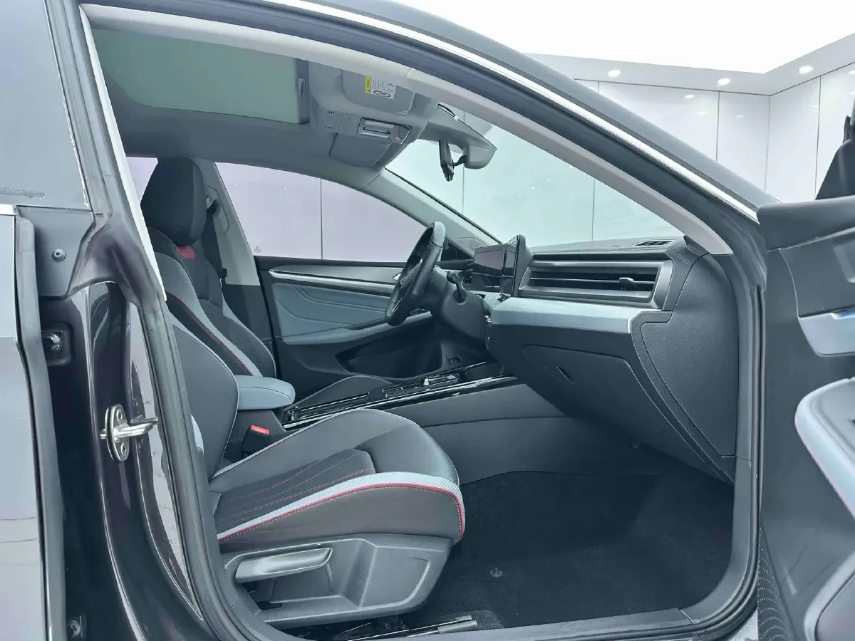 2022 Exceed TXL 2.0T 261HP L4 7DCT,autocango,china used car exporter,china ev exporter,chinese used car exporter,chinese used ev exporter