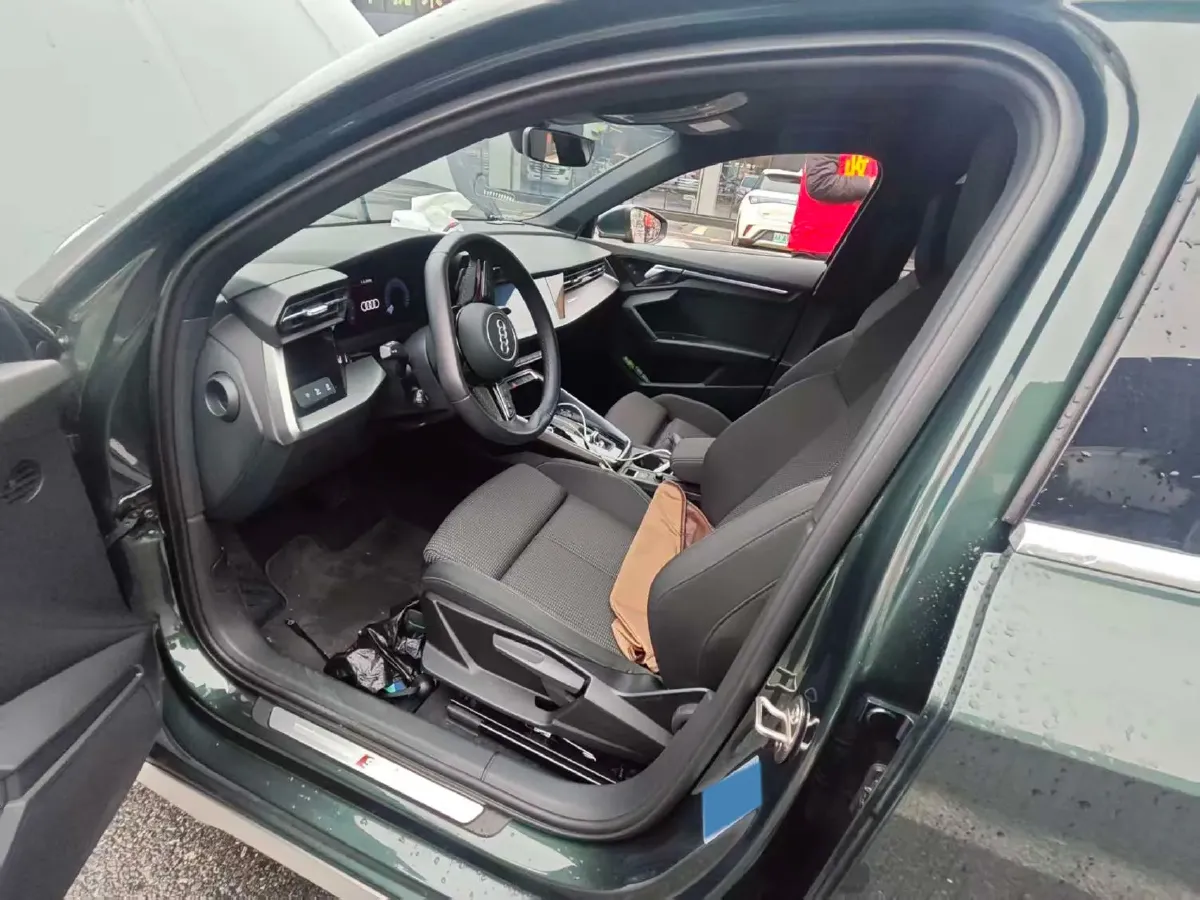 2024 Audi A3 1.4T 150HP L4 7DCT,autocango,china used car exporter,china ev exporter,chinese used car exporter,chinese used ev exporter