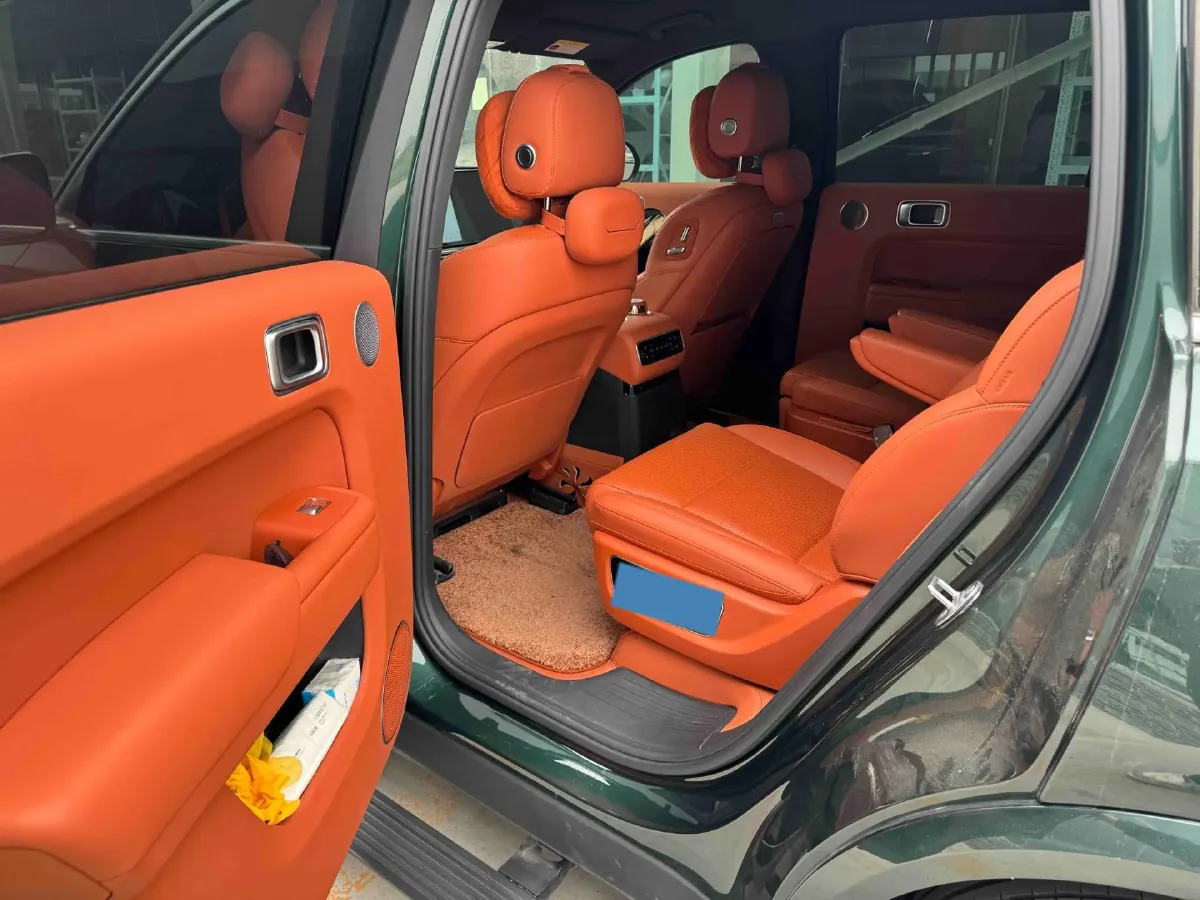 2024 Li L9 Range Extended 154HP REEV 52.3KWH,autocango,china used car exporter,china ev exporter,chinese used car exporter,chinese used ev exporter