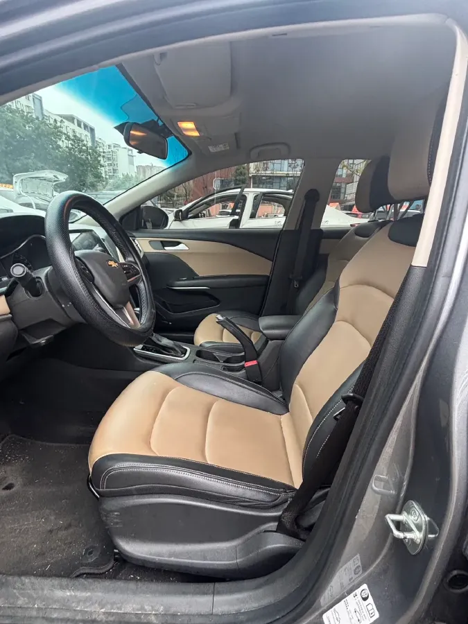 2020 Chevrolet Monza 1.5L 113HP L4 6AT,autocango,china used car exporter,china ev exporter,chinese used car exporter,chinese used ev exporter